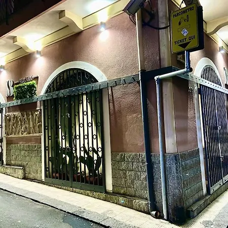 Sebastian's Elegant Apartamento