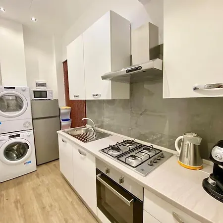 Sebastian's Elegant Apartamento