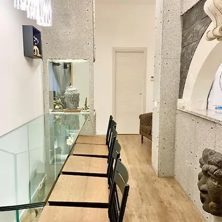Sebastian's Elegant Apartamento Aci Castello